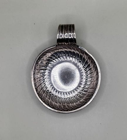 Paris 1809–1818
Tastevin aus 950er Silber mit eine