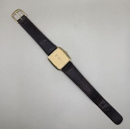 SEIKO 
编号 573547
不锈钢与镀金金属表带腕表，搭载石英机芯（无法正常运行，需进行全面检