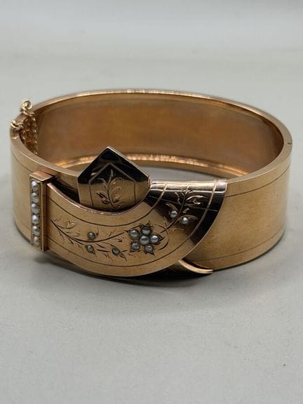 Halbringarmband mit Verschluss aus 750er Gelbgold,