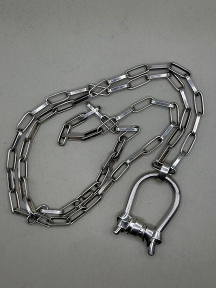 Nicholson Joaillier: eine Kette und ein Armband mi