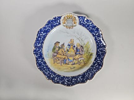 Manufacture PORQUIER-BEAU, vers 1890
Plat en faïen