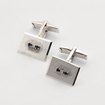 Rectangular-shaped cufflinks in white gold with gu