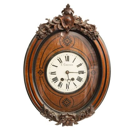 Wanduhr im „Ochsenaugen“-Stil der Manufaktur F. Ga