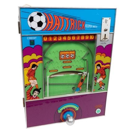 Spielautomat „Hattrick“ Keeper Match, um 1970. Ele
