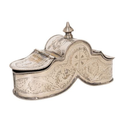 Kleine doppelte Schatulle aus Silberfarbenem Metal
