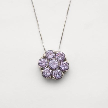 Cadena veneciana con colgante rosetón de símiles d