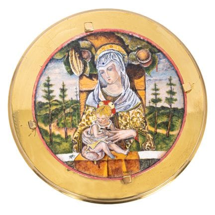 Rundes Emaillebild auf einer Bronzetafel mit der D