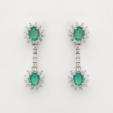 Pendientes largos en oro blanco formados por dos r