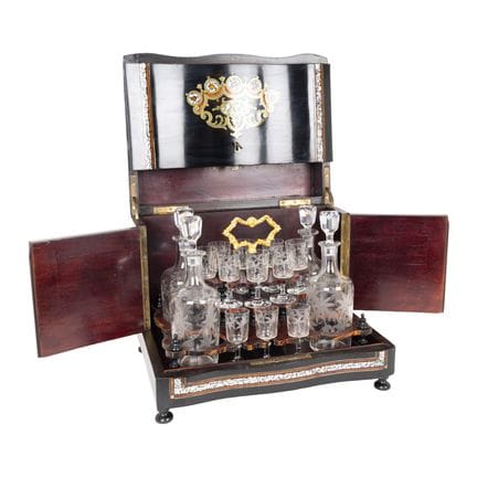 Likörkiste „Napoleon III“ aus ebonisiertem Holz mi
