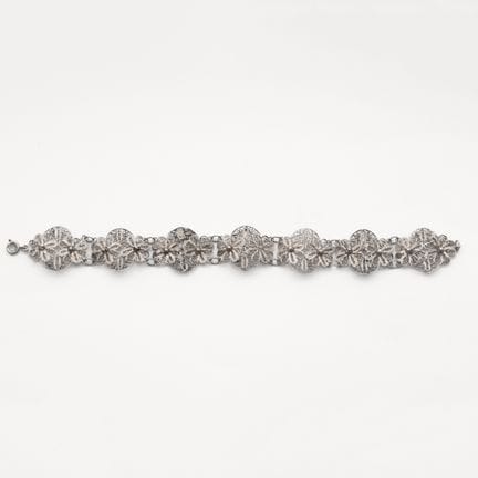 Filigranes Armband im Charro-Stil mit floralem Mus