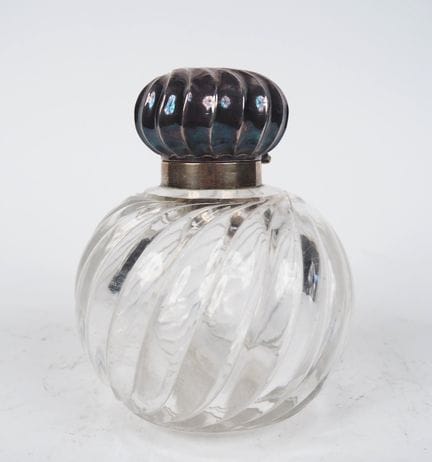 Flacon de toilette anglais en cristal, à décor de 