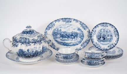 Partie de service de table en faience fine anglais