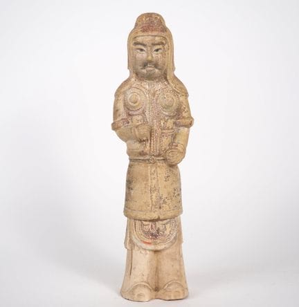 Cina, periodo Tang
Mingqi in terracotta beige, già