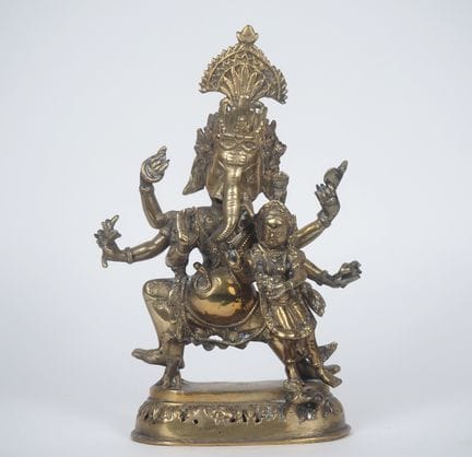 尼泊尔，现代作品
青铜群像，描绘了一尊跳舞的象头神。
高29厘米