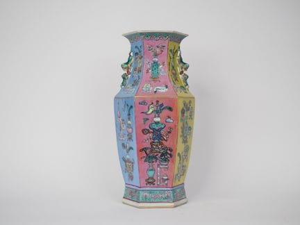 Descrizione d'epoca – Cina, 1900 circa
(Restauro d