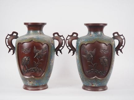 Japon, vers 1900
Paire de grands vases balustres e