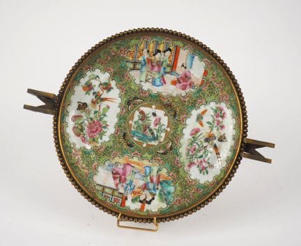 Cina, 1900 circa
Coppa o piattino in porcellana di