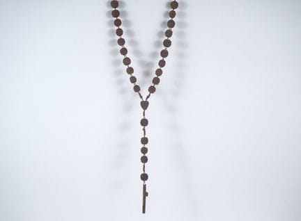 Cina, 1920 circa
Rosario in legno naturale intagli