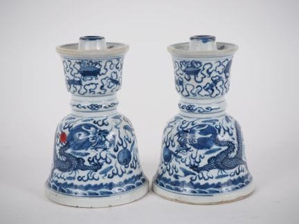 Cina, periodo Guangxu, 
Coppia di candelabri in po