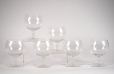 LALIQUE France.
Set of 6 crystal balloon glasses.

