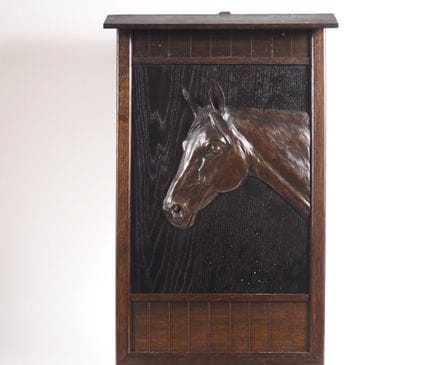 Early 20th-century French school.
Bronze bas-relie