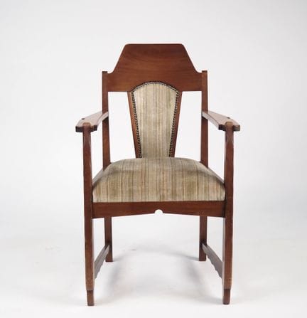 Anglo-Saxon Art Deco armchair made of mahogany and