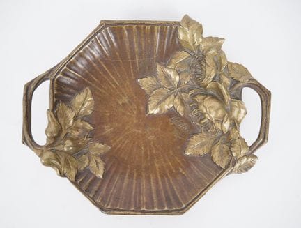 Marcel GILTAY.
1900s freestanding tray with a bron