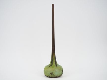 DAUM Nancy.
Berluze vase in glass, green and black