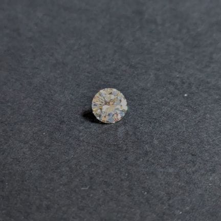 DIAMANTE taglio brillante del peso di 1,00 carati.