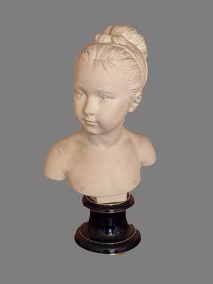 让·安托万·乌东（1741-1828）（据其作品）
路易丝·布隆尼亚尔的素烧瓷半身像，配以蓝金彩瓷底
