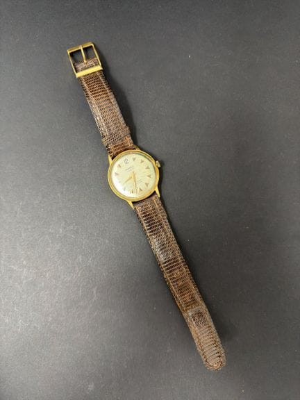 Orologio da polso rotondo in oro giallo (750/00), 