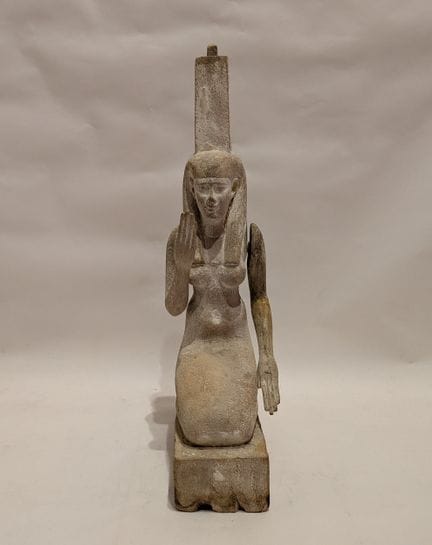 Statua in legno con tracce minime di stucco e pigm