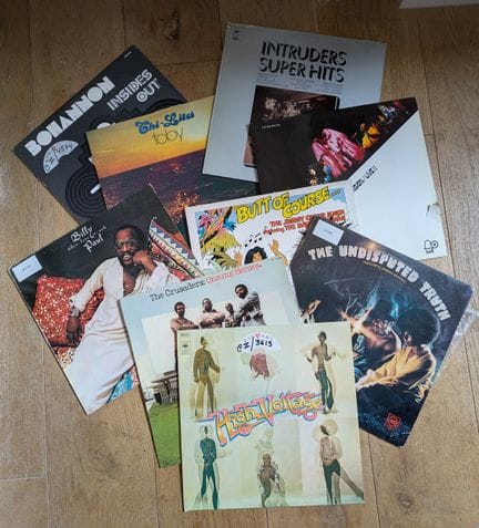 Soul/R&B/Funk
Neuf disques 33T - Soul/Funk
G à VG+