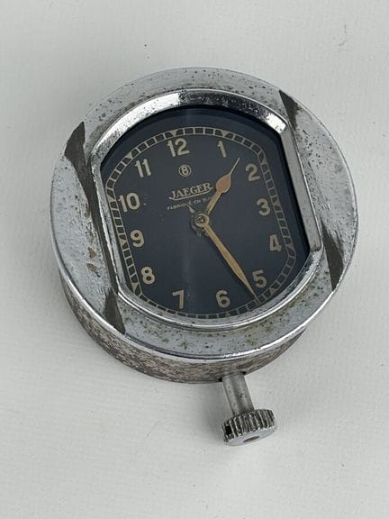 JAEGER, Suisse : HORLOGE DE BORD 8 JOURS, en alumi