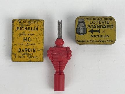 MICHELIN : LOT comprenant 2 BOITES en tôle lithogr