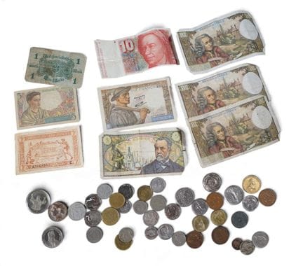 Lotto di MONETE e BANCONOTE, tra cui franchi, fran