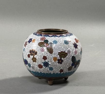 CINA. BRUCIATORE DI PROFUMI in cloisonné con decor