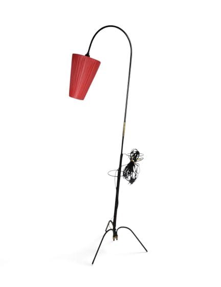 Lampada da terra a treppiede in metallo laccato ne