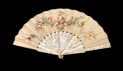 ALEXANDRE Éventailliste
Éventail plié. Feuille dou