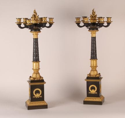 Paire de candélabre en bronze doré et à six bras d
