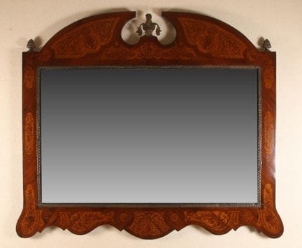 Très grand et important miroir à encadrement en bo