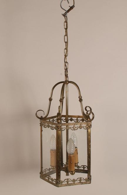Lanterne en verre et laiton, à décor de frises de 