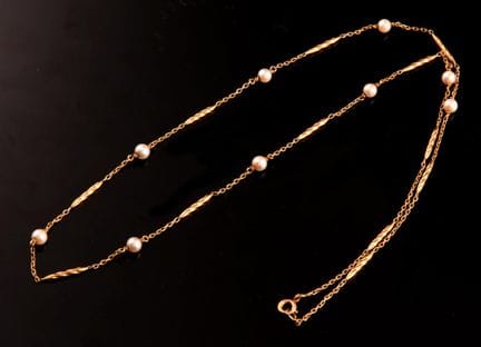 Collier souple à maille gourmette, et maille torse