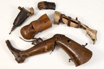 Set of orthopedic prostheses [5]  Made of carved w