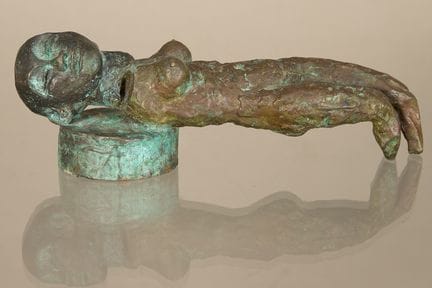 迪特里希·克林格（1954年出生）
《躺着的女人》（277） 2015年 青铜版画，背面签名、注明日