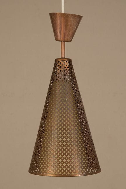 Diseño escandinavo
Dos lámparas colgantes de cobre