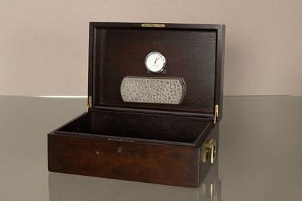 Nello stile di Zino Davidoff
Humidor  Rivestito in