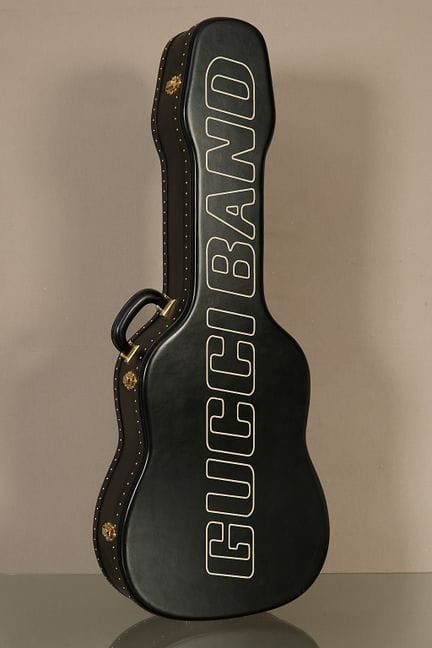 Gucci
Custodia per chitarra  In pelle nera, decora
