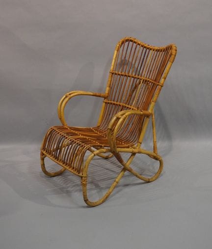 Rattan-Sessel (normale Gebrauchsspuren, kleine Bes