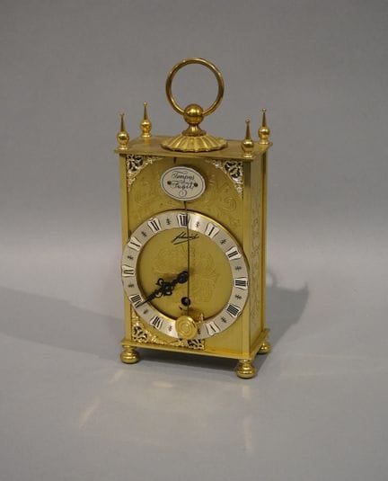 Messing-Tischuhr, Tempus Fusile. 19 cm